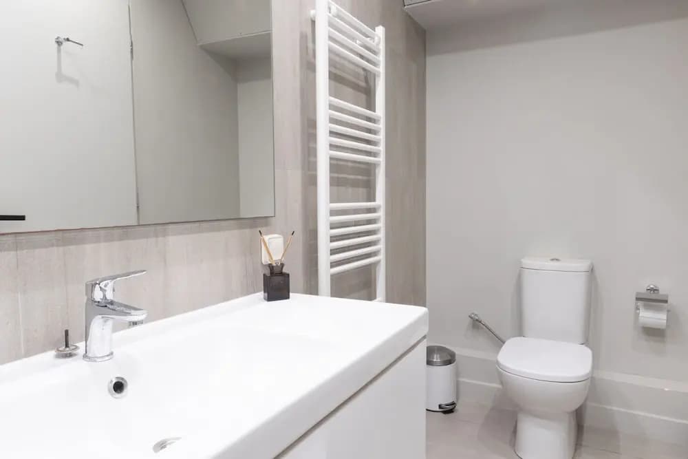 Fantastic Central Athens Suite With Rooftop Deck - photo 9