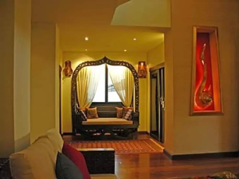5 Bedroom Oceanview Pool Villa - main photo