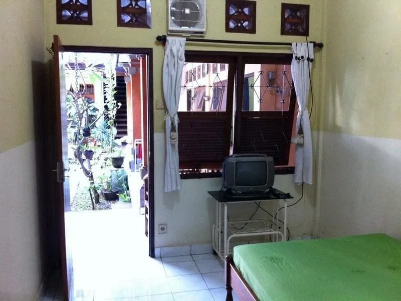 Kartika Ayu Beach Inn - photo 5