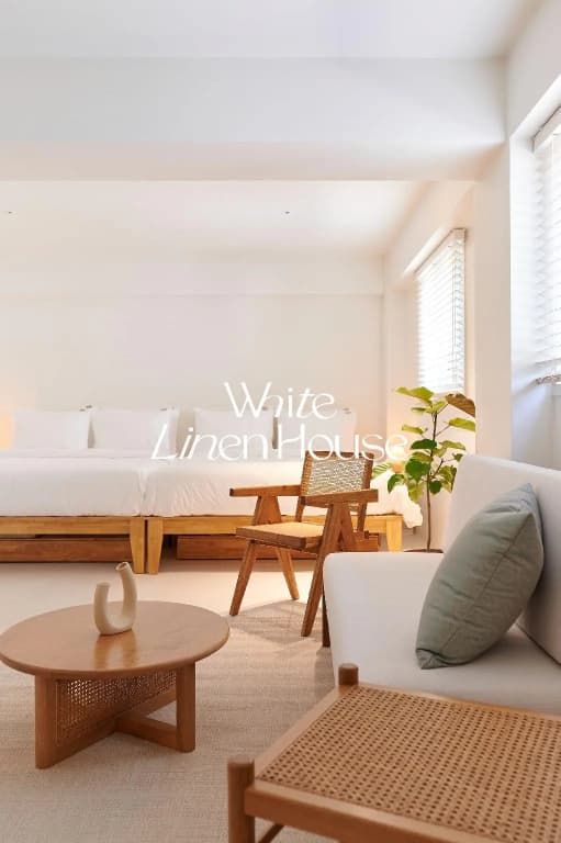White Linen House - photo 3