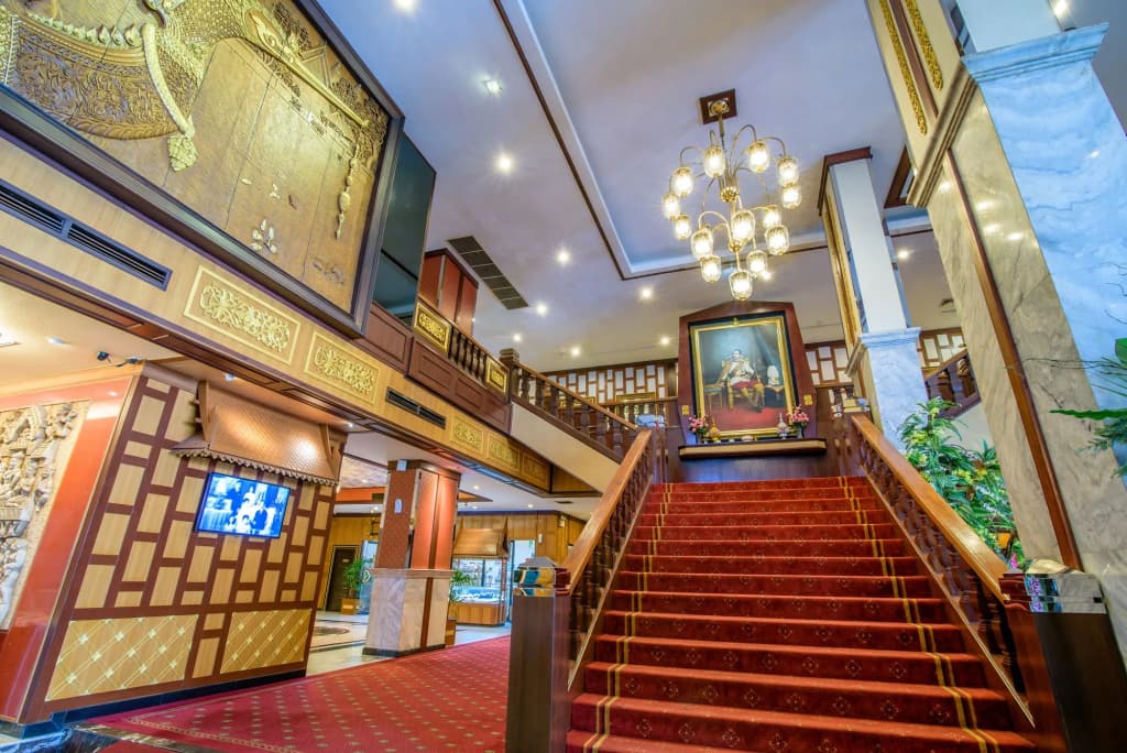 Alexander Hotel - photo 12