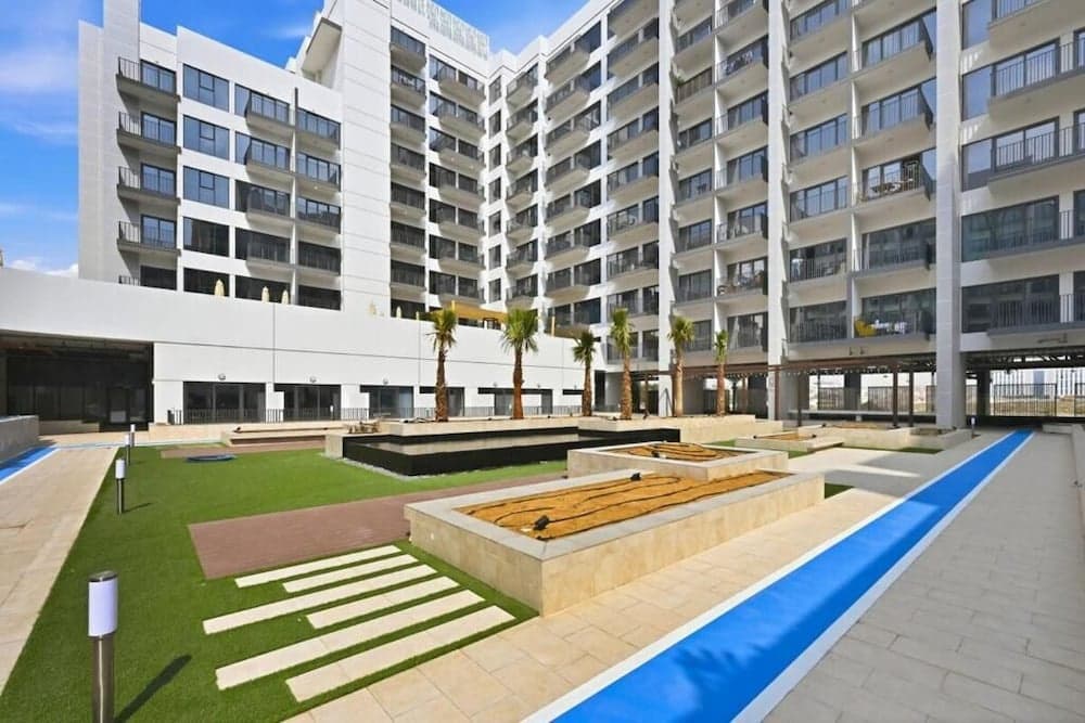 Bloomfields Sleek 1BR in Azizi Mirage 1 - photo 18