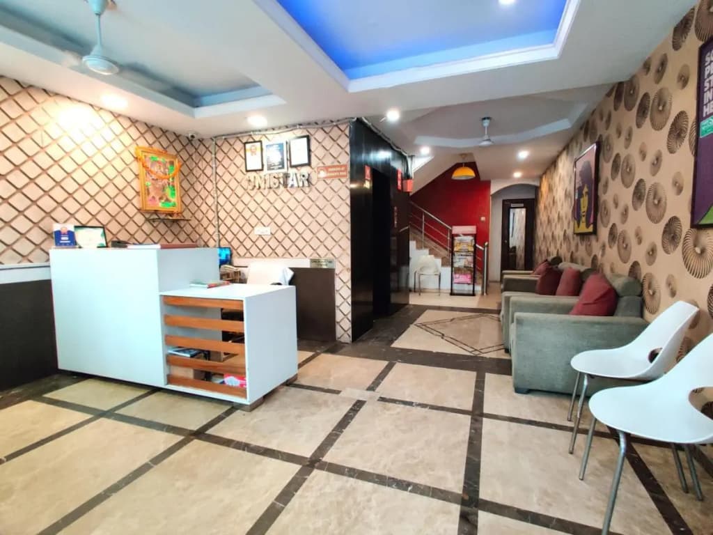 Hotel Unistar - photo 2