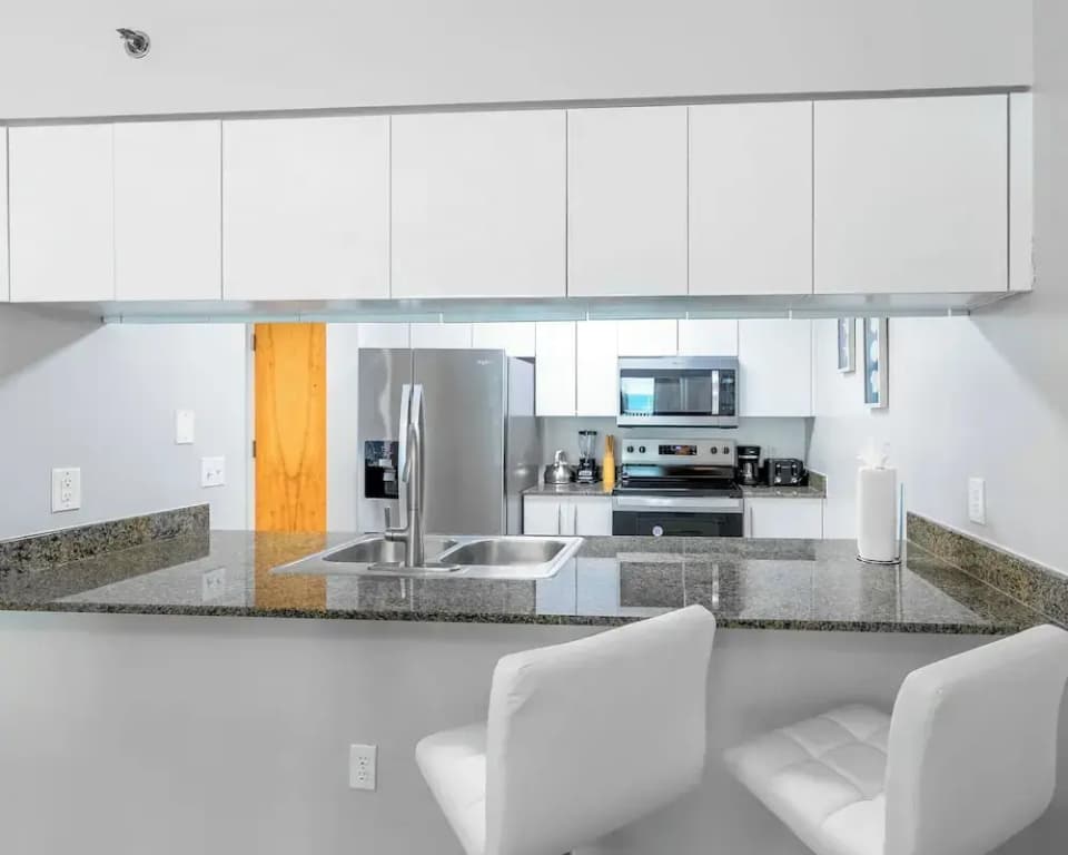 Well Located Condos in Brickell - photo 32