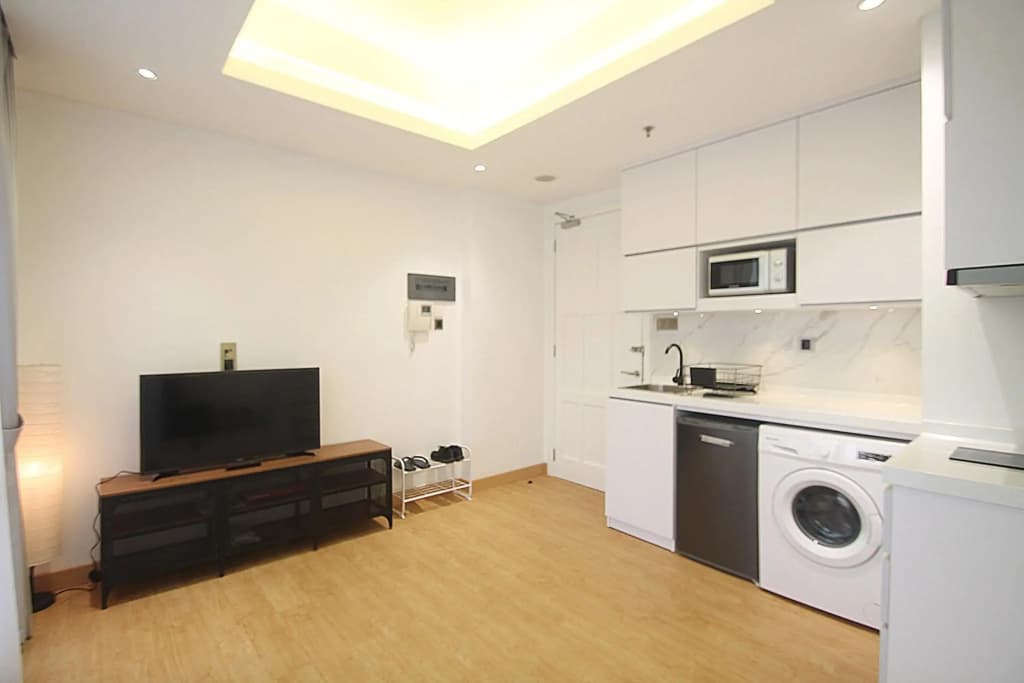 Apartemen 1 at Cik Ditiro by Aparian - photo 11