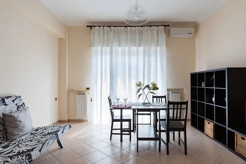 Lovely Central Apartment - photo 3