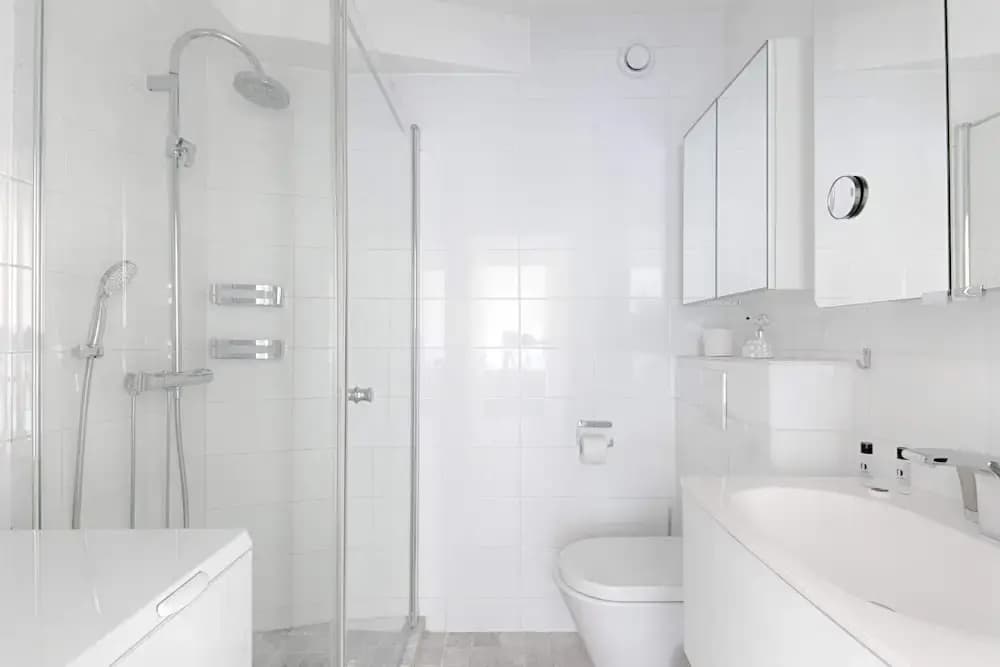 Nice 2 Room Apartment With Terrace - Vieux Nice - photo 9