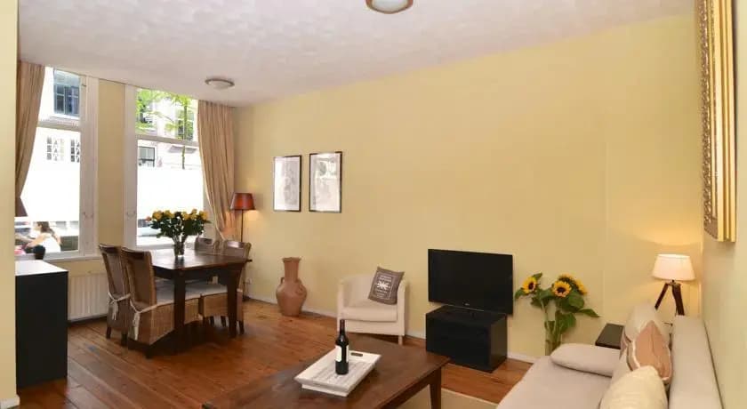 Quartier Latin Apartment - One-Bedroom Apartment - photo 1