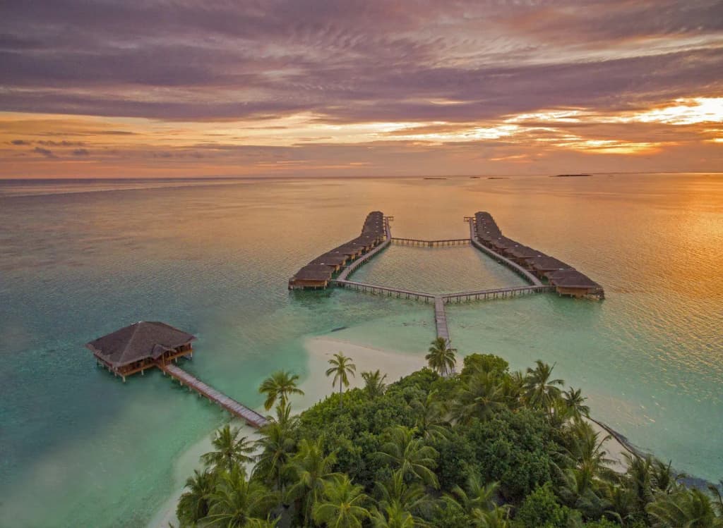 Medhufushi Island Resort - photo 15