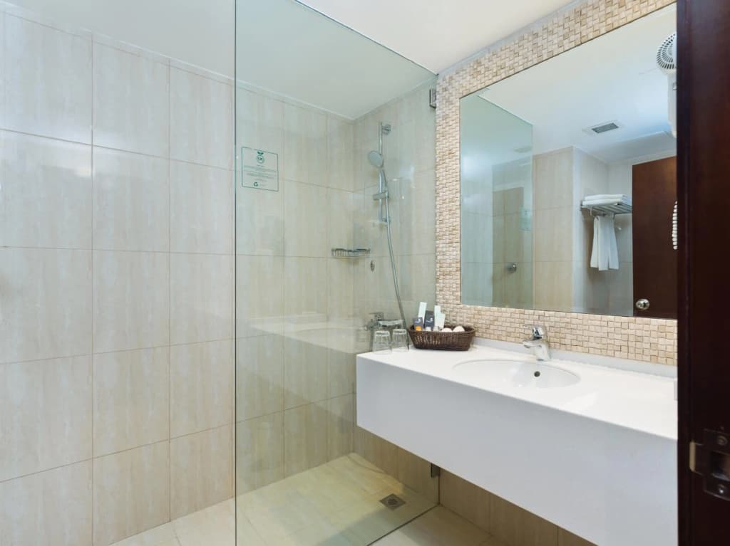 Al Falaj Hotel - photo 8