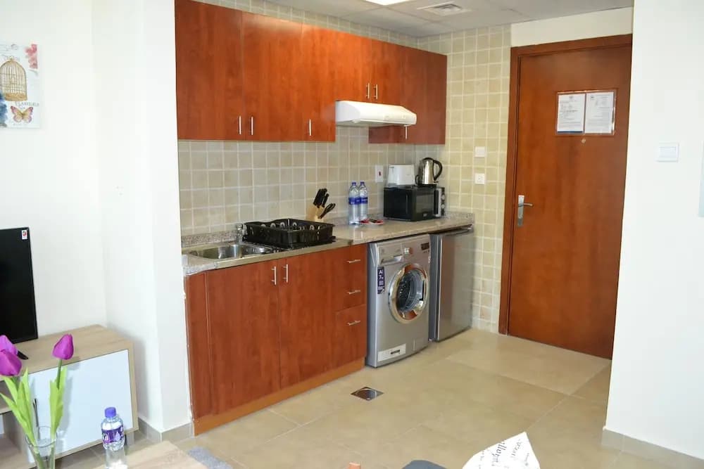 BRK - Modern studio with balcony IN JLT - photo 11