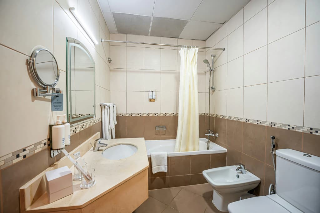 Kingsgate Hotel Doha by Millennium Hotels - photo 10
