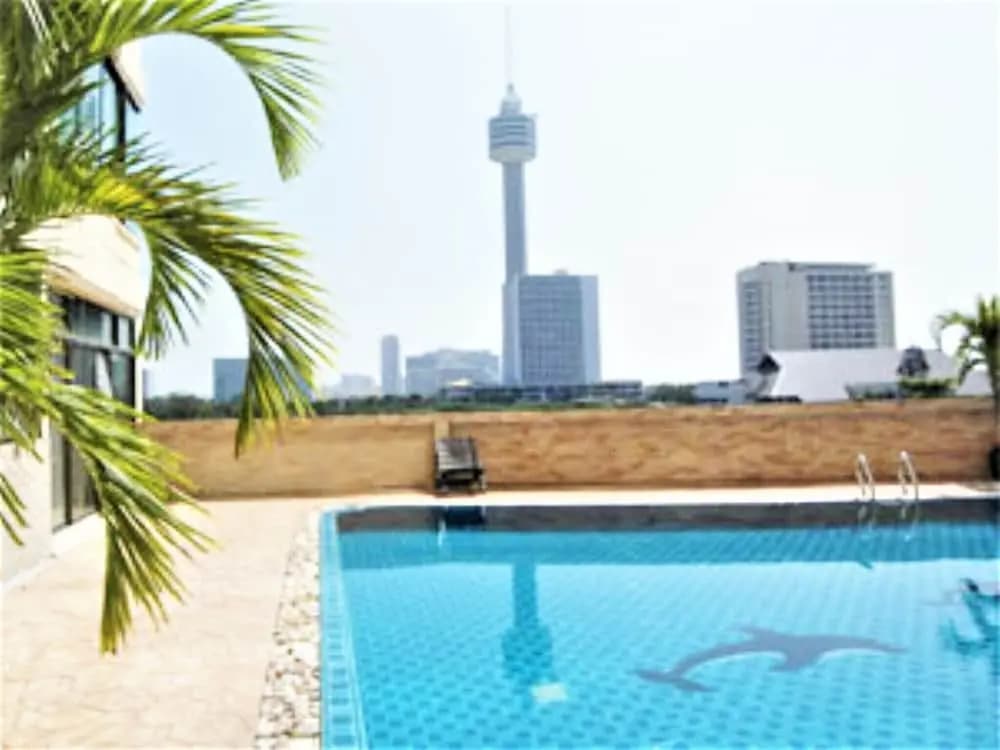 Thepthip Mansion Pratumak - photo 9