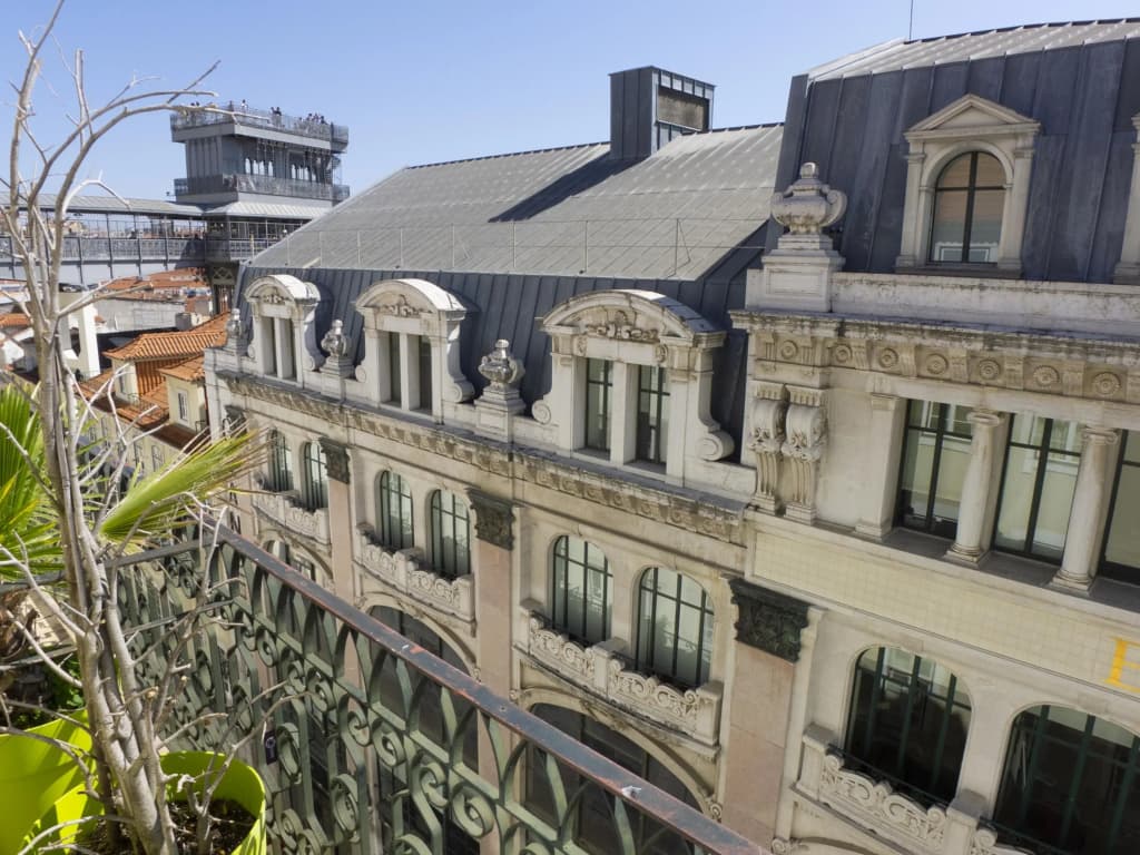 LV Premier Chiado CH2 Balcony, Spacious, Elevator - main photo