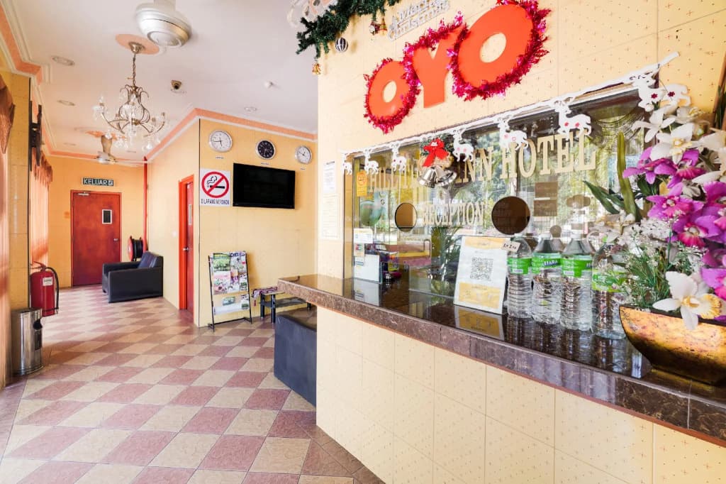 Hill Times Inn Hotel - photo 8