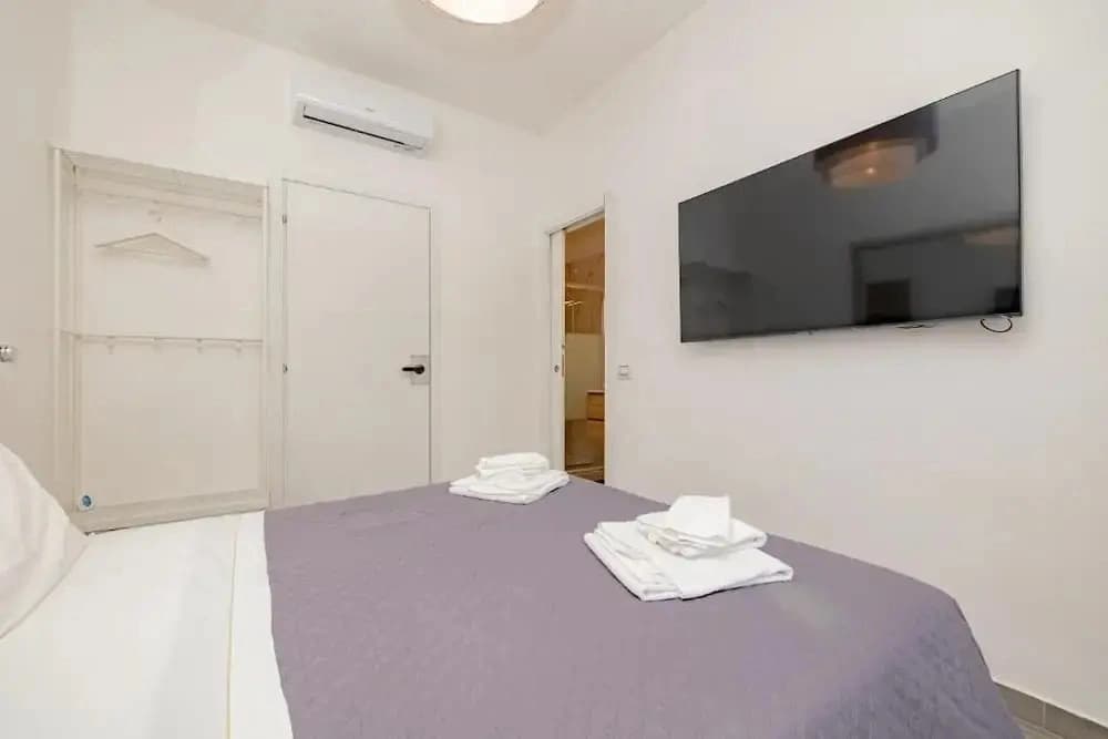 Guest House 80 - photo 2