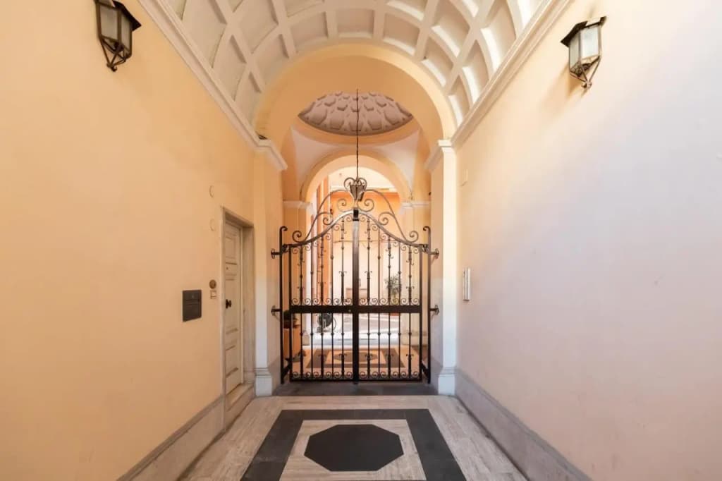 Farnese Stunning Penthouse | Romeloft - photo 33
