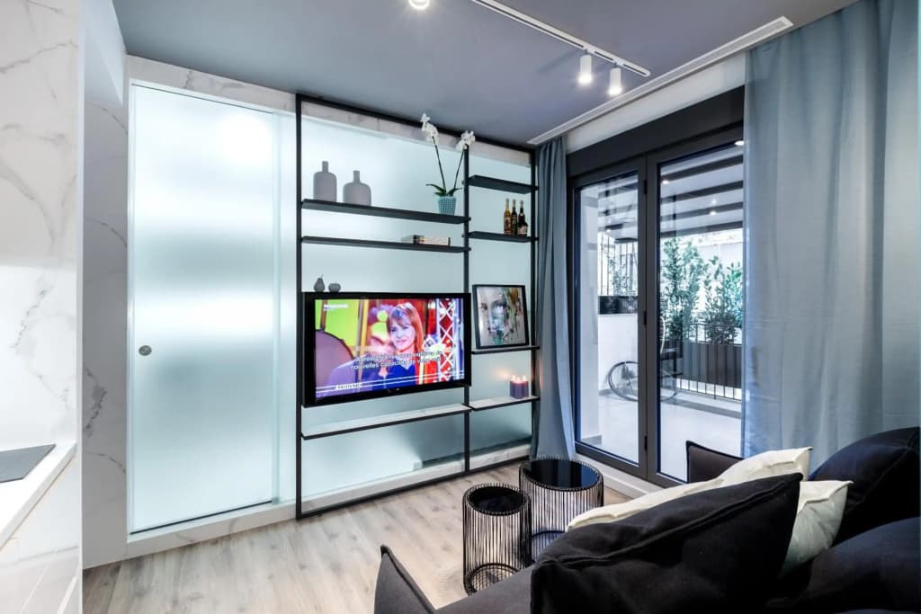 Downtown Boutique Apartments - photo 4