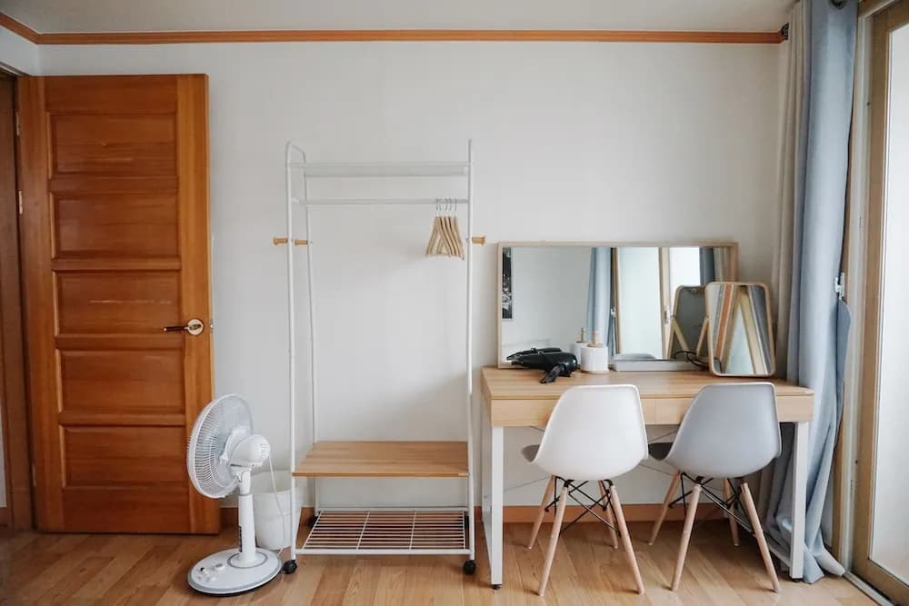 Hongdae One House Quad Room - photo 10