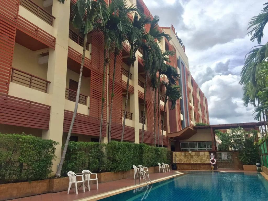 SB Living Place Hotel - photo 17