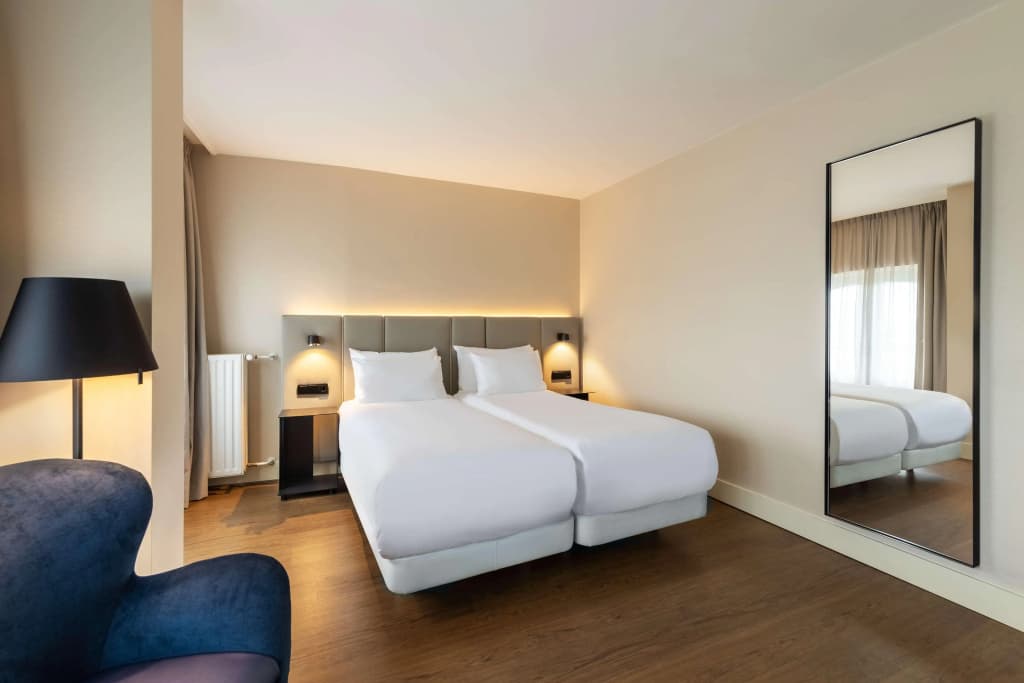 NH Amsterdam Schiller - photo 28