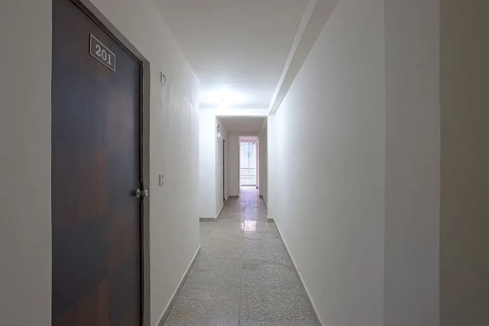 OYO 60786 Hotel Bluestar - photo 11