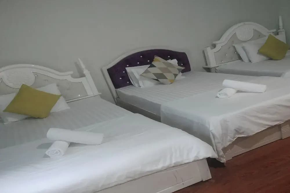 Crowne Bui Vien Hotel - photo 10