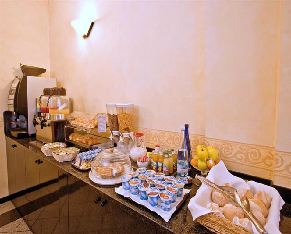 Piccolo Hotel - photo 11
