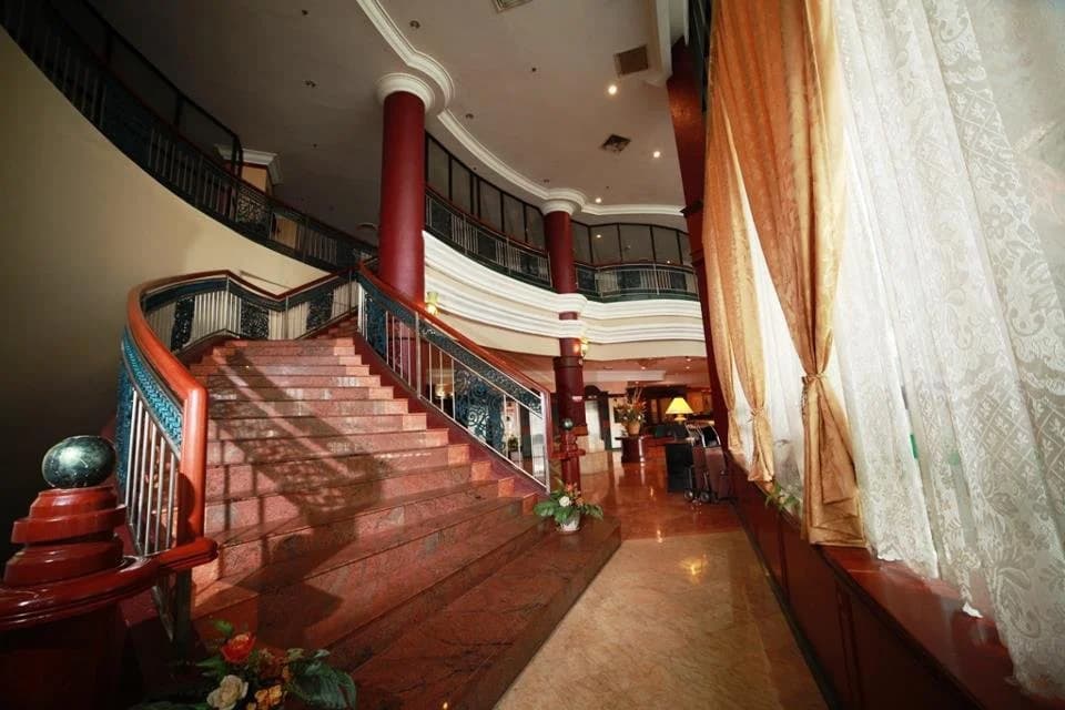 New Pacific Hotel - photo 8
