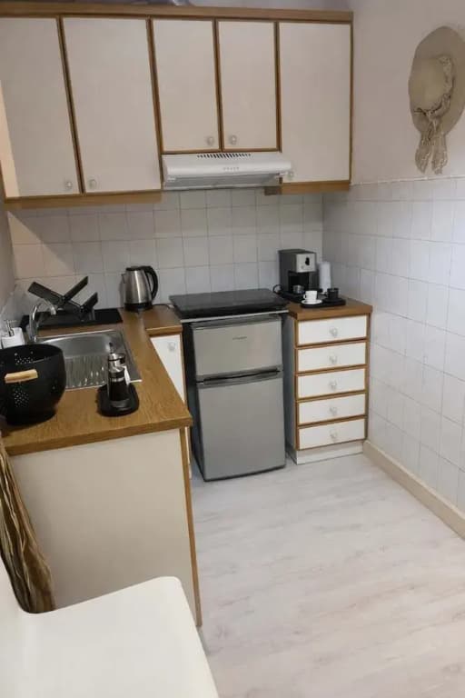Athens Cozy Nest - Prime Central Location - photo 11