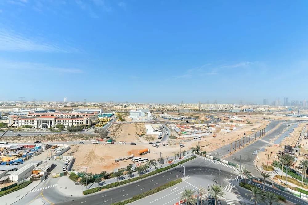 Elegant One-bedroom in Dubai Hills for 4 Persons - photo 10