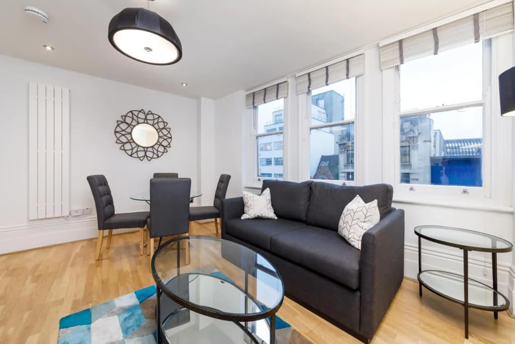 Garrick Mansions by Aeria Apartments - photo 2
