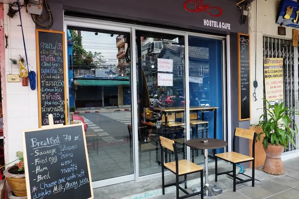 BTS Khaosan Hostel - photo 21