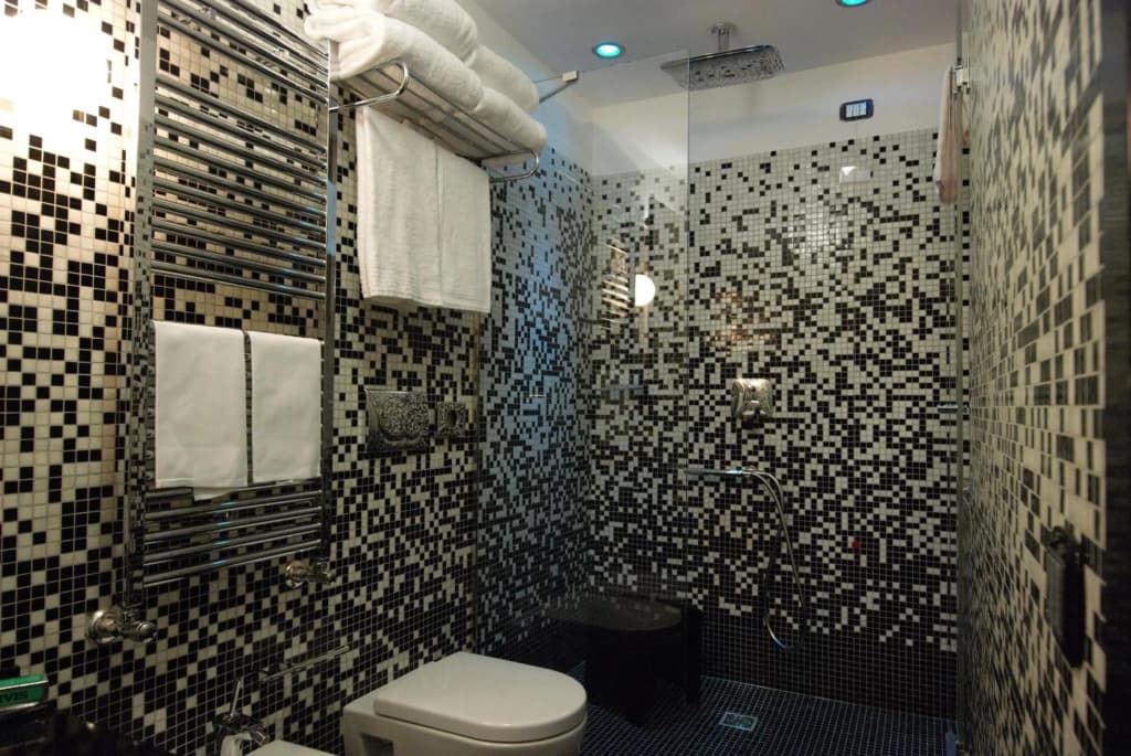 JC Hotel - photo 8