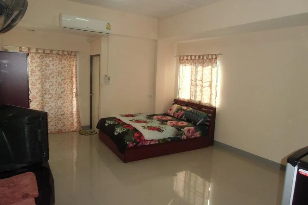 Chanaporn Place - photo 4