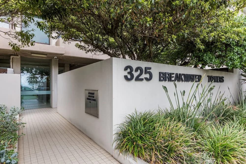 Exquisite 2 Bedroom Beach City Views - main photo