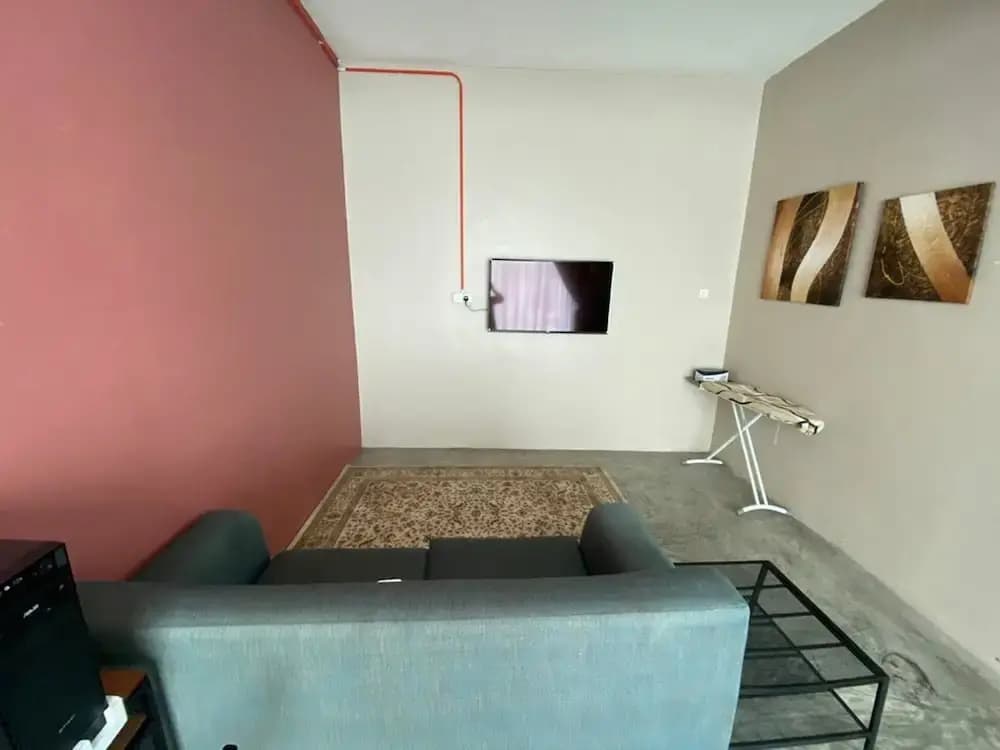 Dwj Backpacker Hostel - photo 4