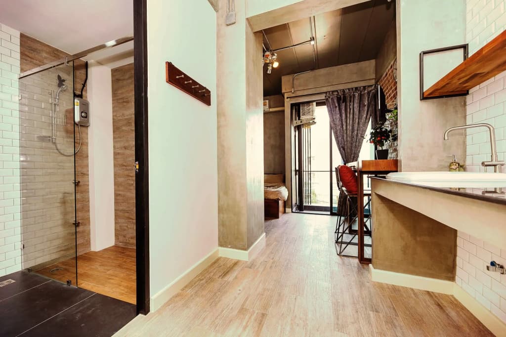 Rent V38 - photo 6
