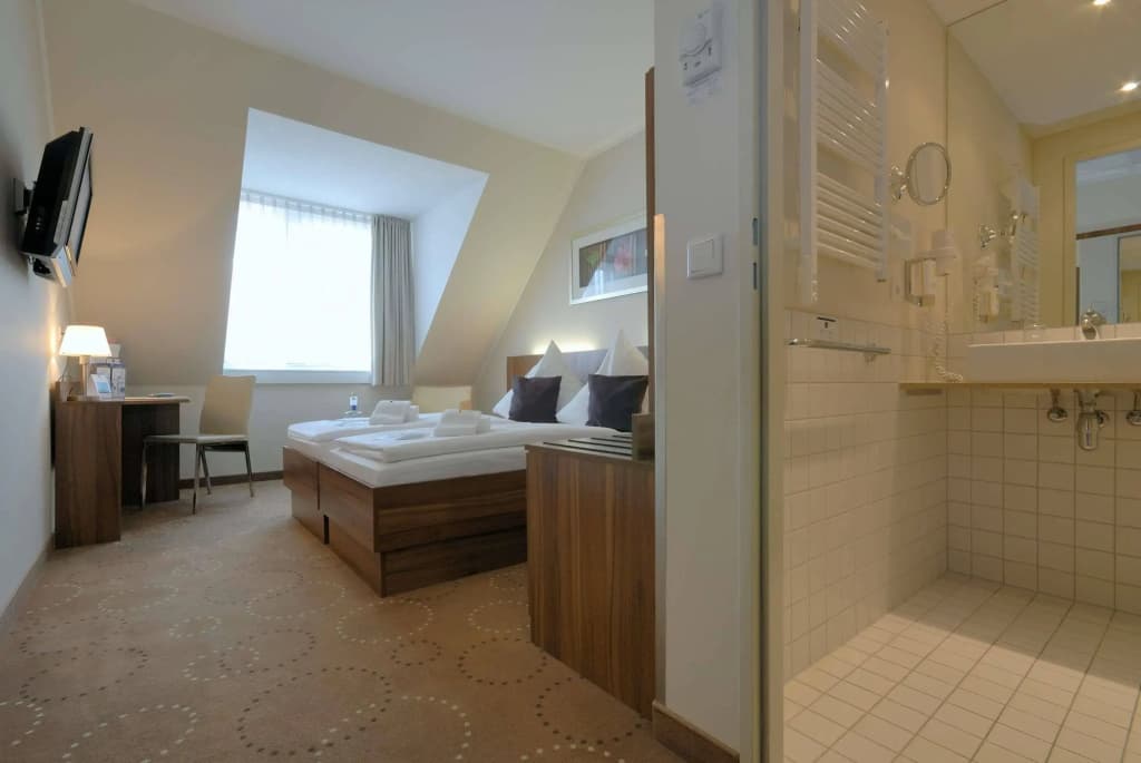 B&B Hotel Berlin City-Ost - photo 10