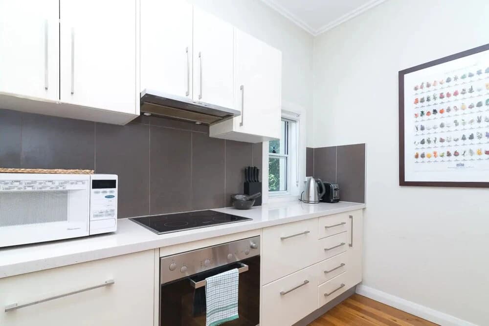 Sleek Contemporary Bondi Beachside Apartment - photo 16