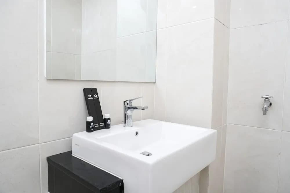 New Furnished 2BR Apartment at Capitol Park Residence - photo 8