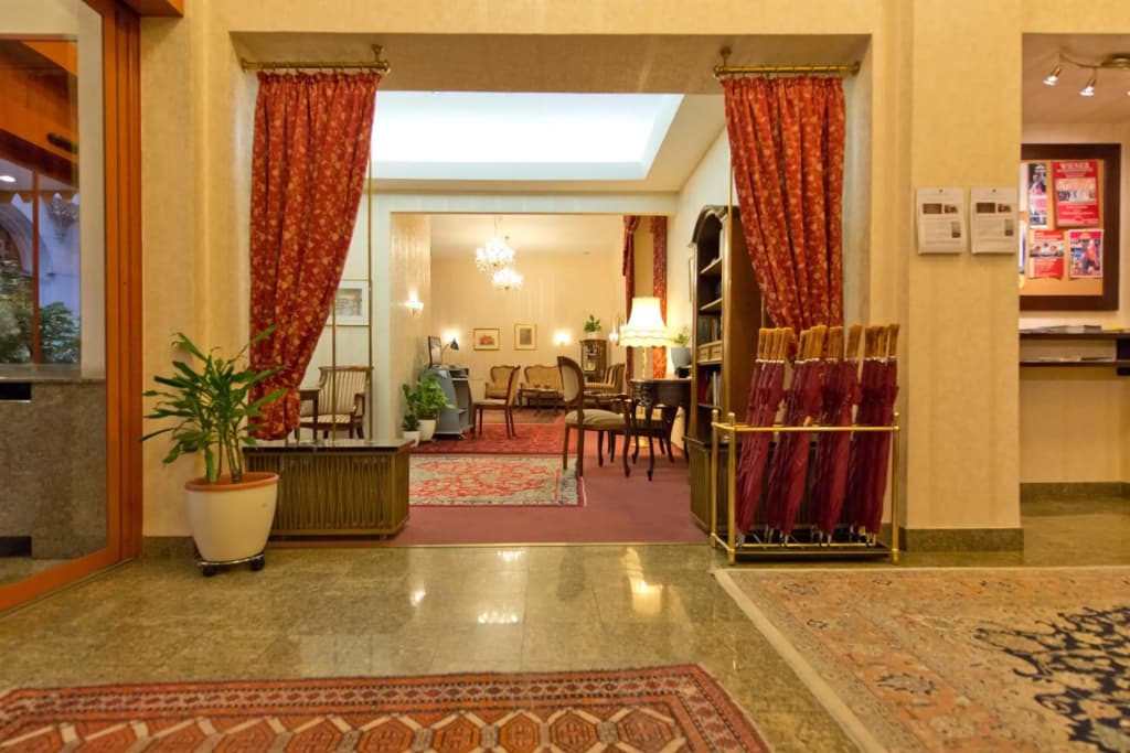 Hotel Austria - photo 2