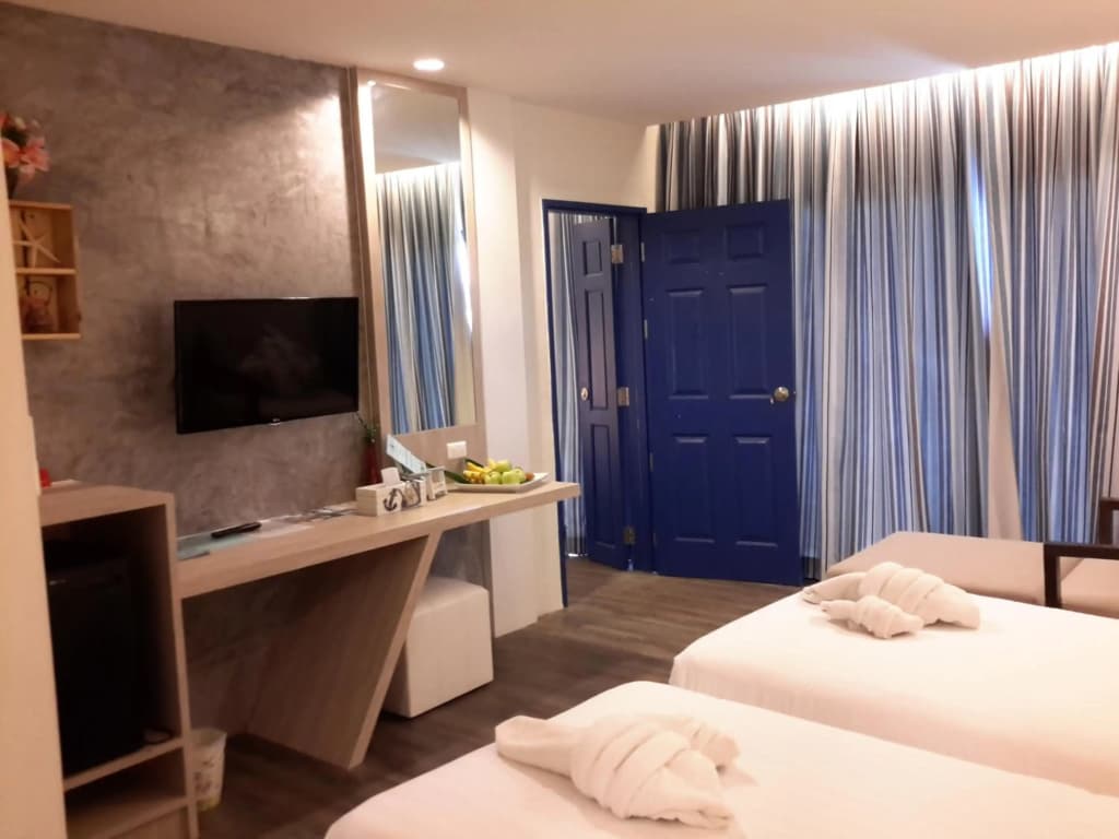 The Blue Pearl Kata Hotel - photo 27