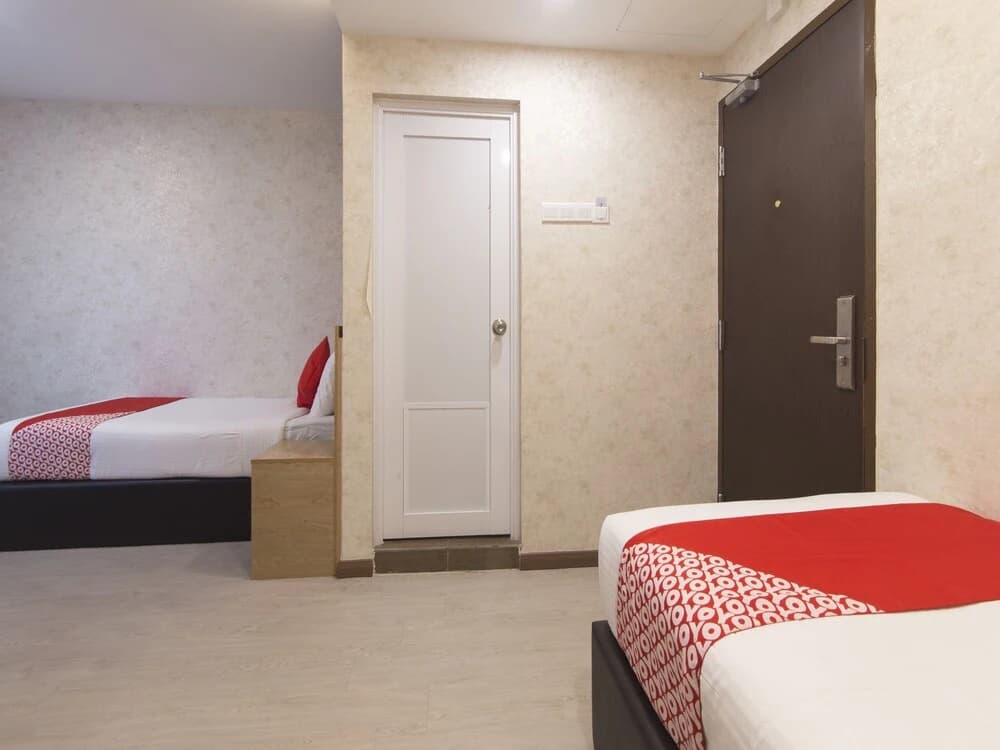 Nas Hotel by OYO Rooms - main photo