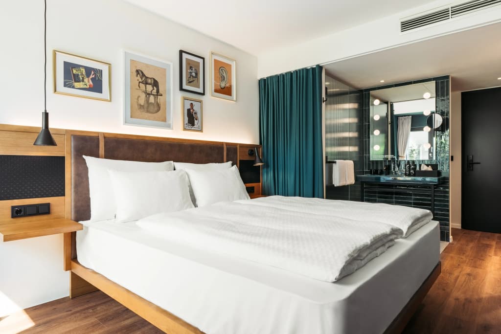 Hotel Schani UNO City - photo 3
