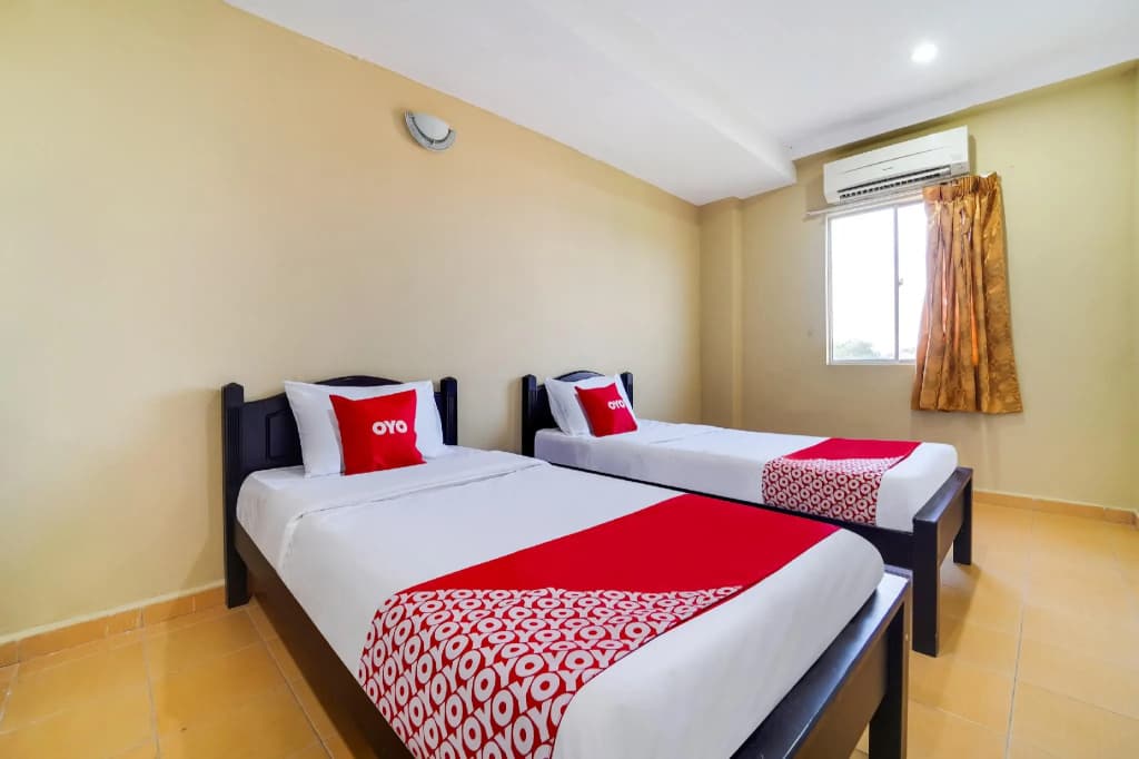 Oyo 44058 Motel Sre Bayam - photo 2