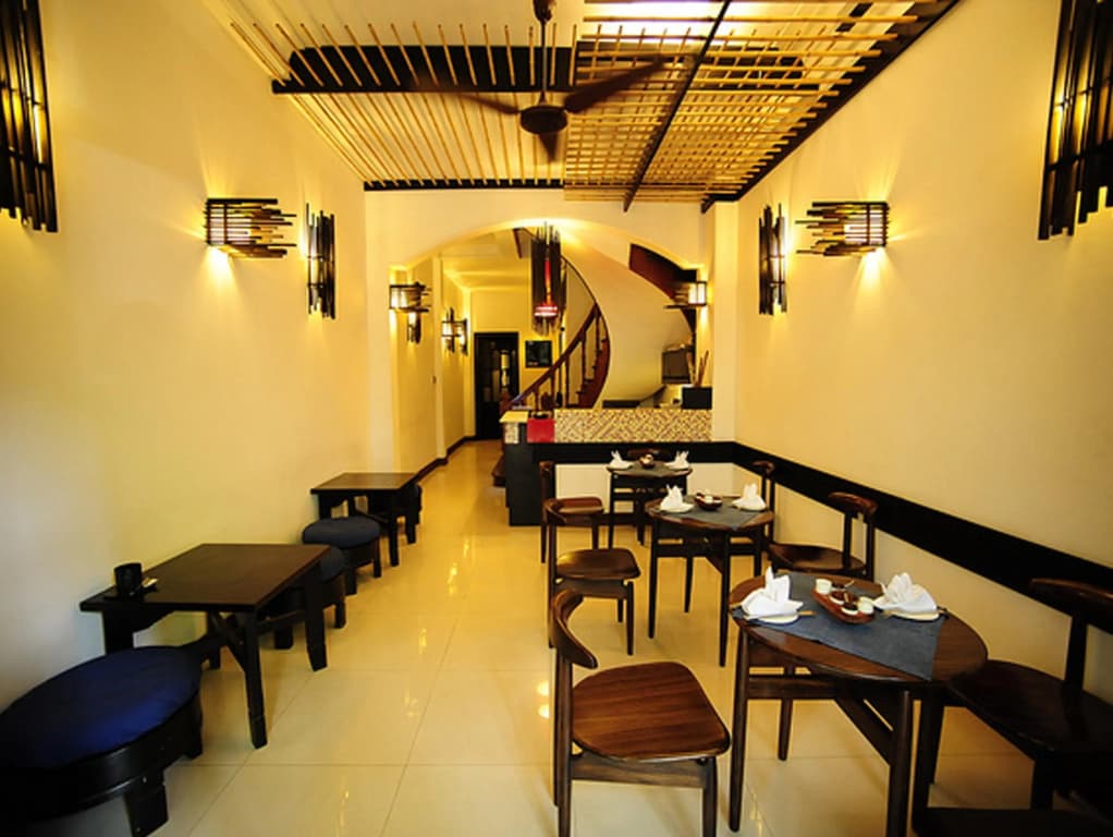 Cinnamon Hotel - photo 18