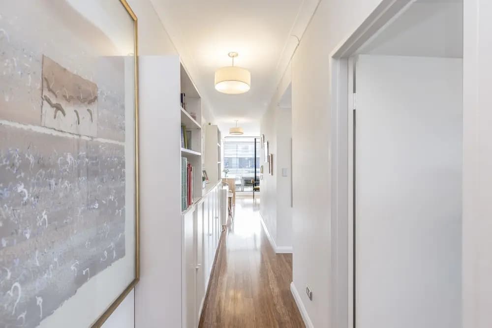 Sunny AC Sydney 2 Bedroom Apt - photo 8