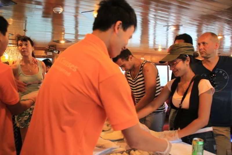 Halong Aurora Cruises - photo 14