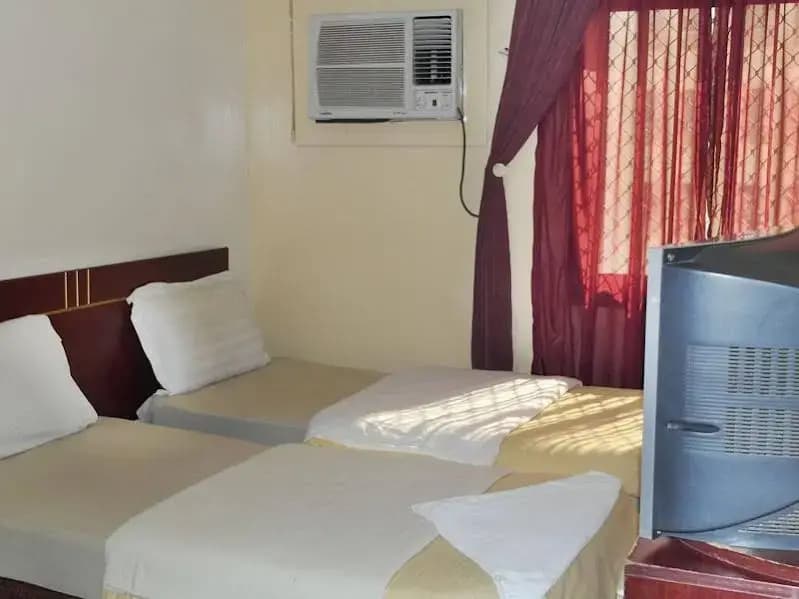 Golden Star Hotel - photo 13